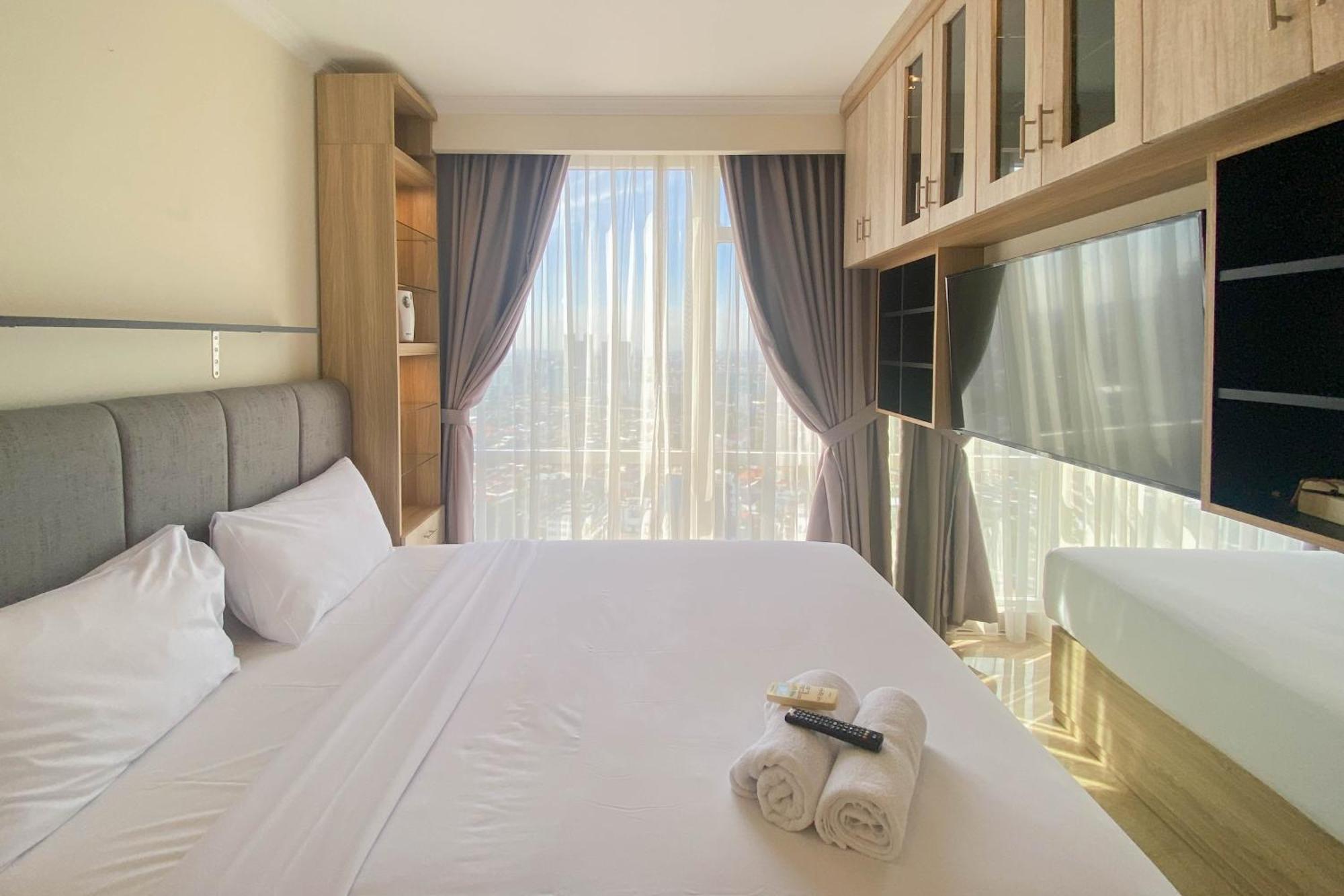 And Elegant 2br At Menteng Park By Travelio *