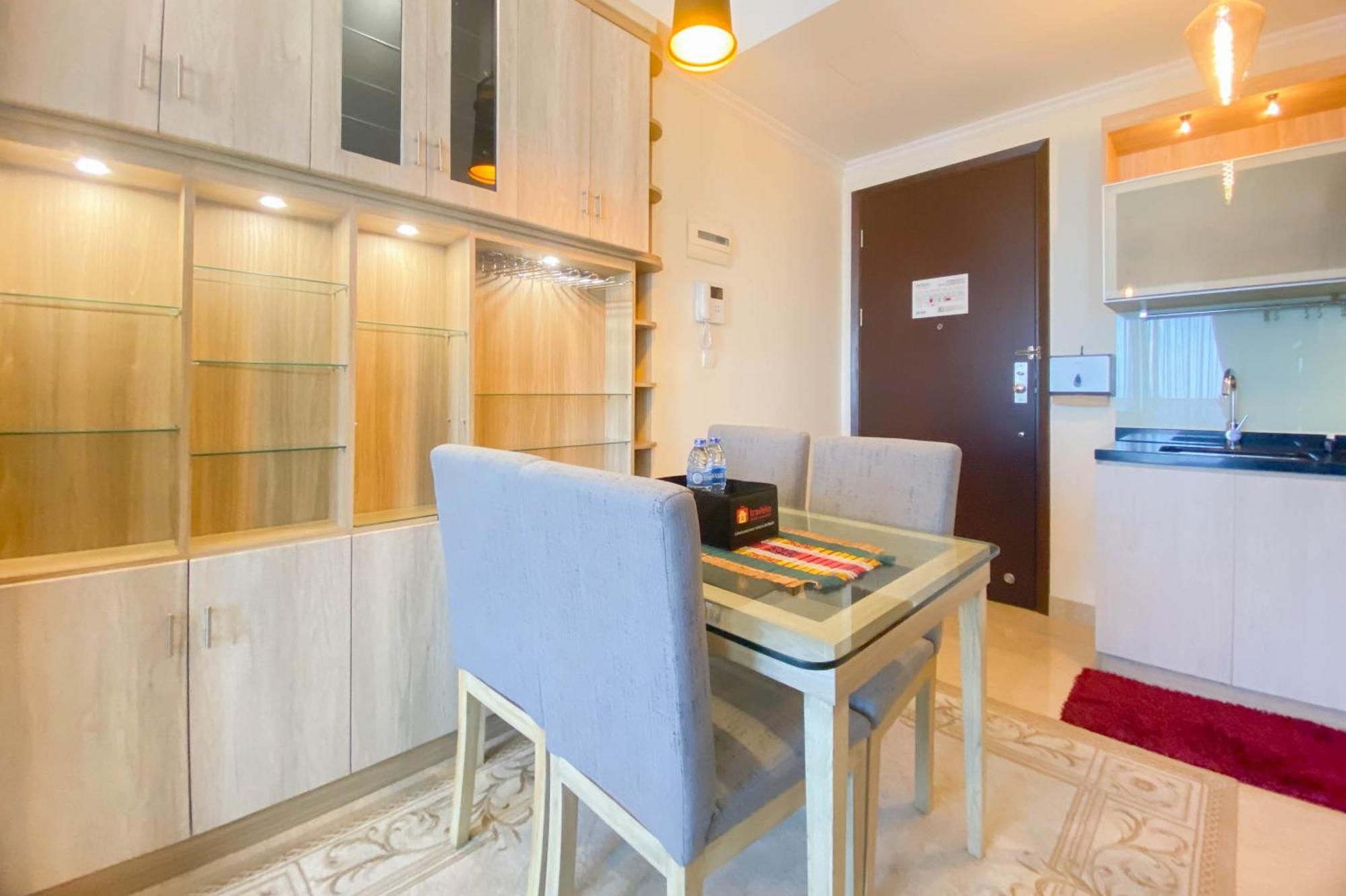 And Elegant 2br At Menteng Park By Travelio *